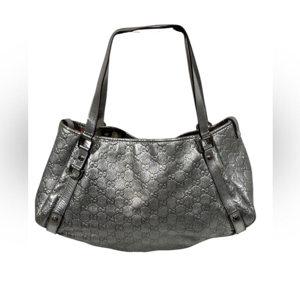 Gucci GG Signature Medium Abbey Silver Shoulder Bag
